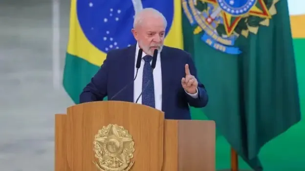 Lula realiza cirurgia de emergência para drenagem de hematoma cerebral em São Paulo