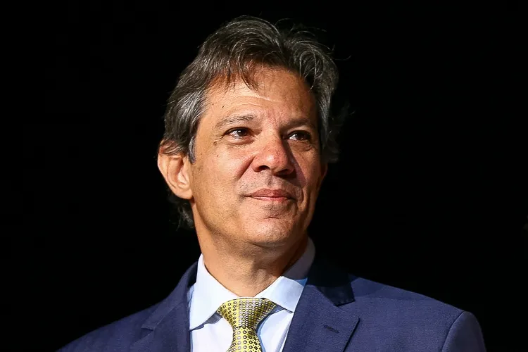 Datafolha: 27% aprovam gestão econômica de Haddad e 34% a reprovam após pacote fiscal
