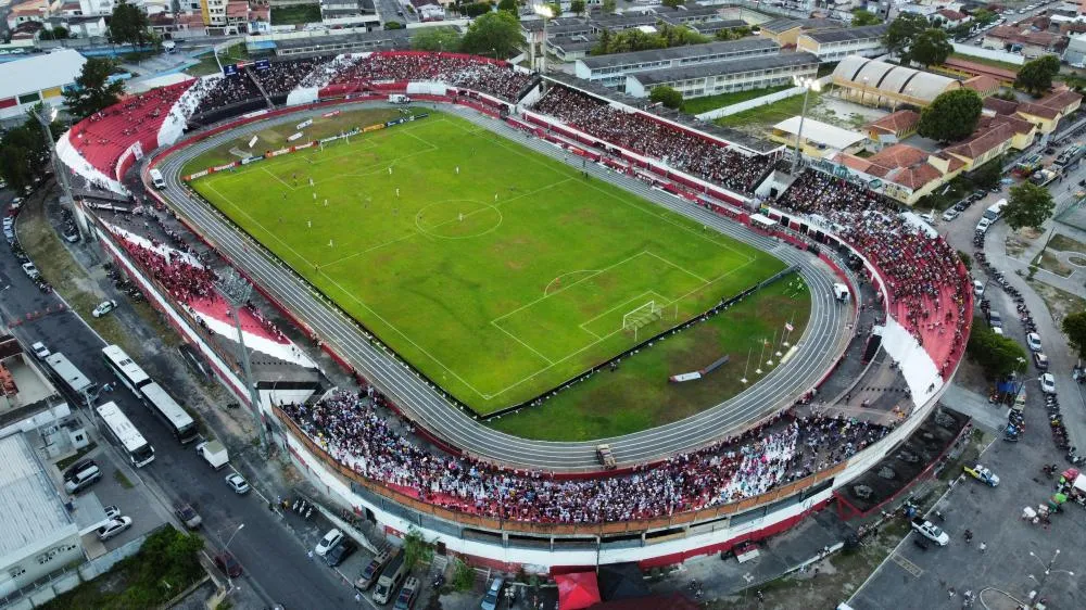 Prefeitura de Alagoinhas regulamenta comércio eventual durante jogos no Estádio Antônio Carneiro