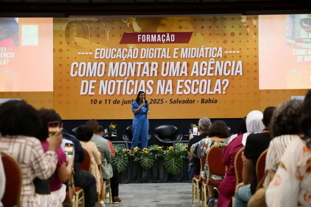 “Educação digital e midiática: como montar uma agência de notícias na escola?”