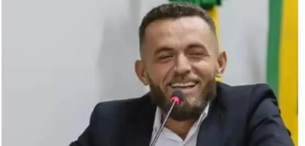 Vereador acusado de tortura contra ex-companheira retoma mandato no Ceará