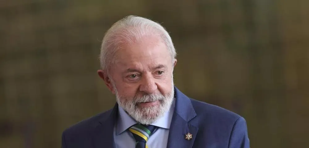 Contra Trump e em defesa do Brasil, Lula retoma popularidade e reduz rejeição, aponta Quaest