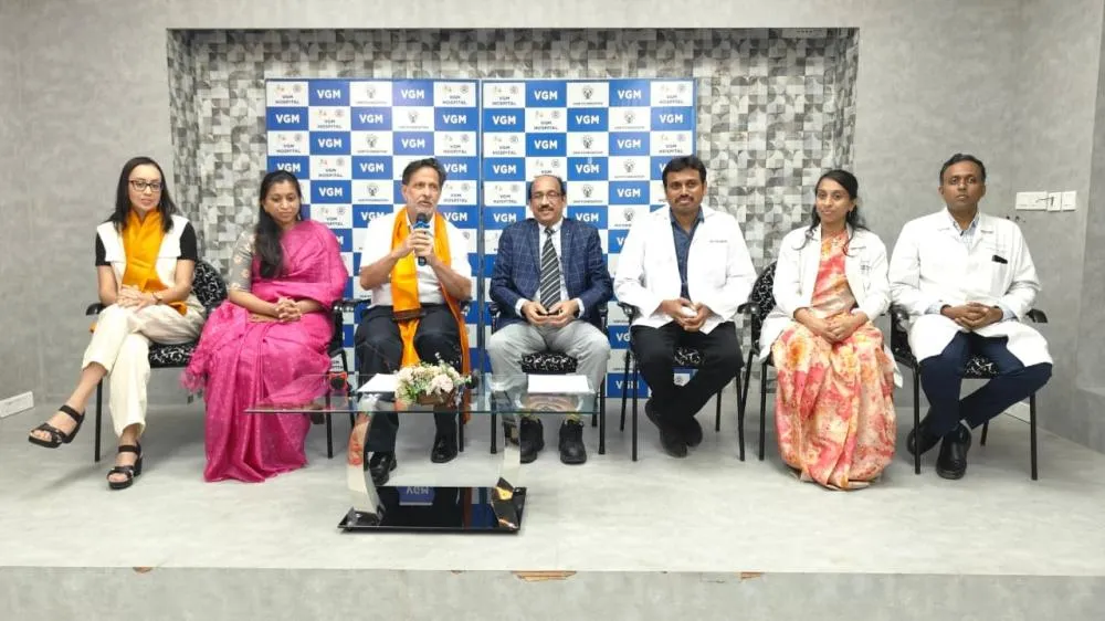 Médica baiana é destaque internacional em congresso sobre doenças hepáticas na Índia