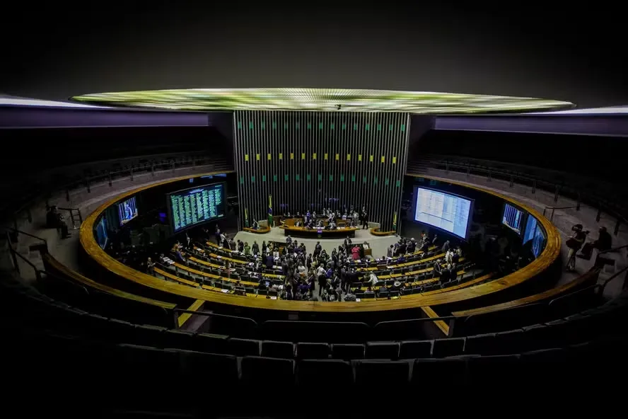 Grupo de trabalho na Câmara dos Deputados discute proposta de reforma administrativa, que deve manter a estabilidade e criar métodos de avaliação dos servidores — Foto: Brenno Carvalho/Agência O Globo
