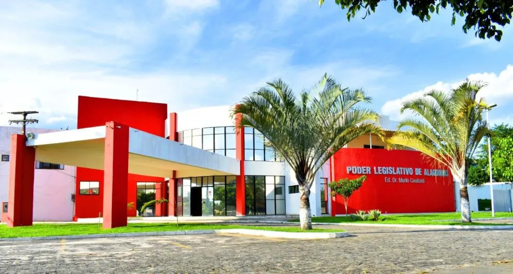 Aprovada lei do vereador Luciano Almeida isentando contribuintes de honorários em negociação administrativa de dívidas com a Prefeitura de Alagoinhas