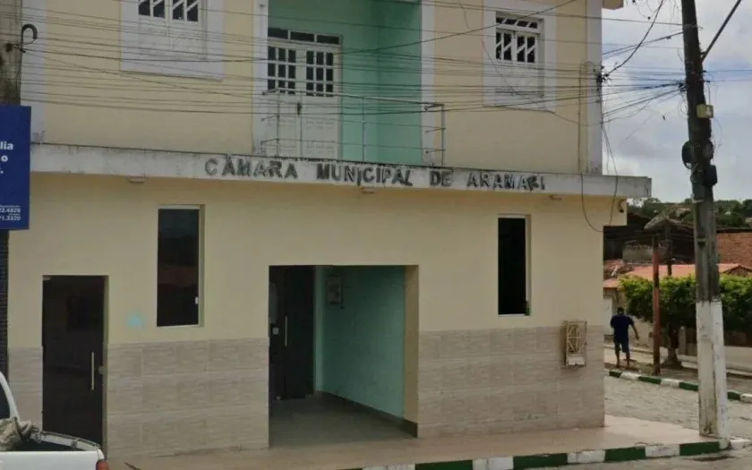Câmara de Vereadores de Aramari abre concurso público com vagas para níveis fundamental e médio