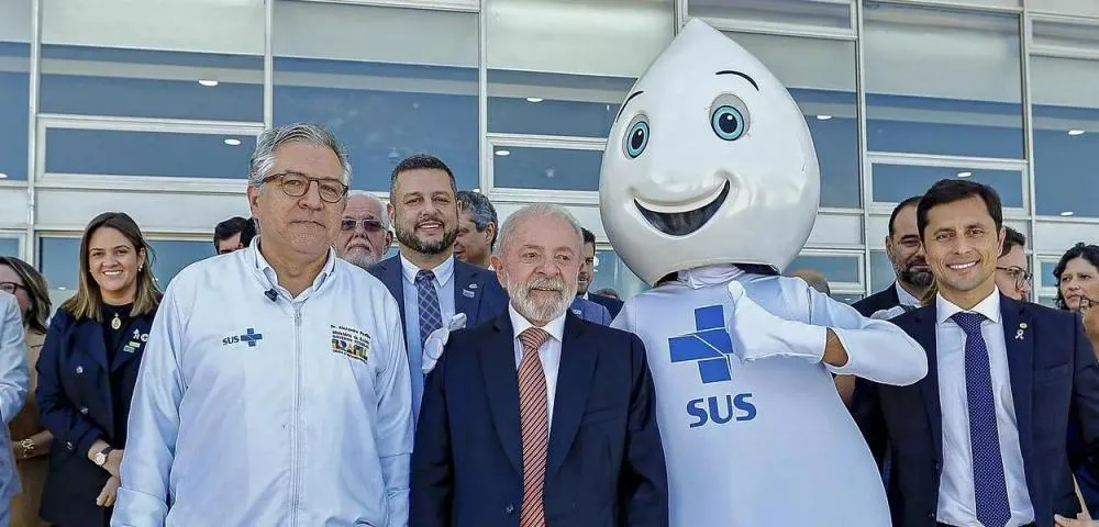 Lula: “Em se tratando de saúde, não tem esquerda ou direita”