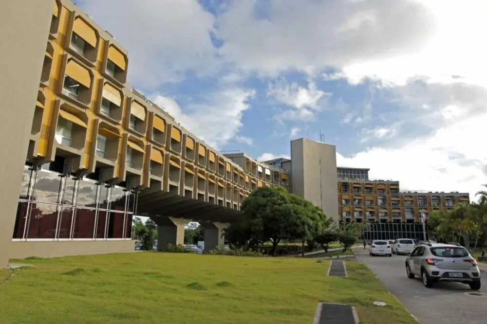 Perícia do DPT-BA confirma metanol em destilados consumidos por sete pessoas em Ribeira do Pombal