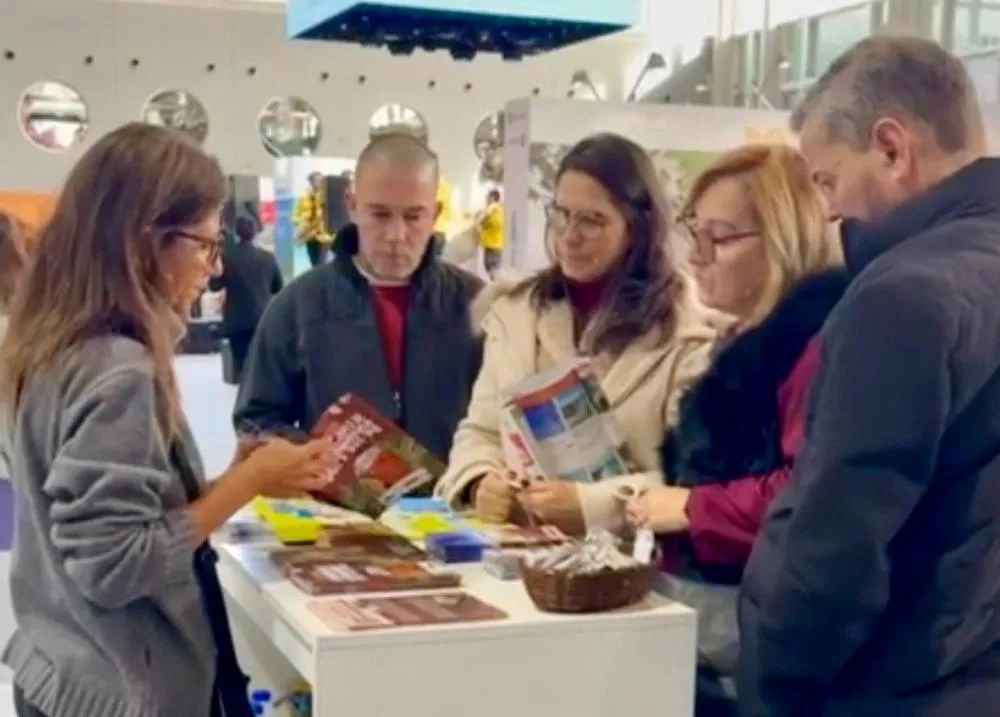 Enquanto a Bahia festejava, o mundo já comprava o próximo Carnaval